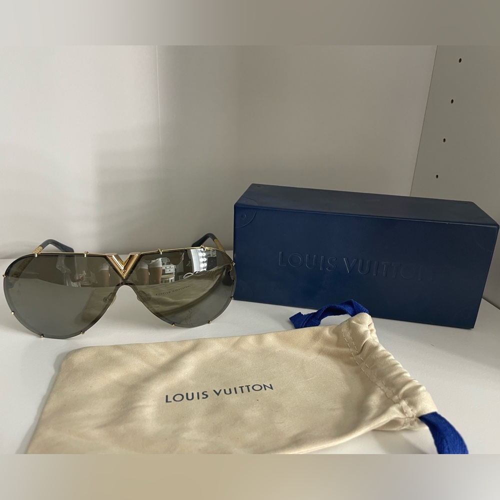 Authentic Louis Vuitton Sunglasses